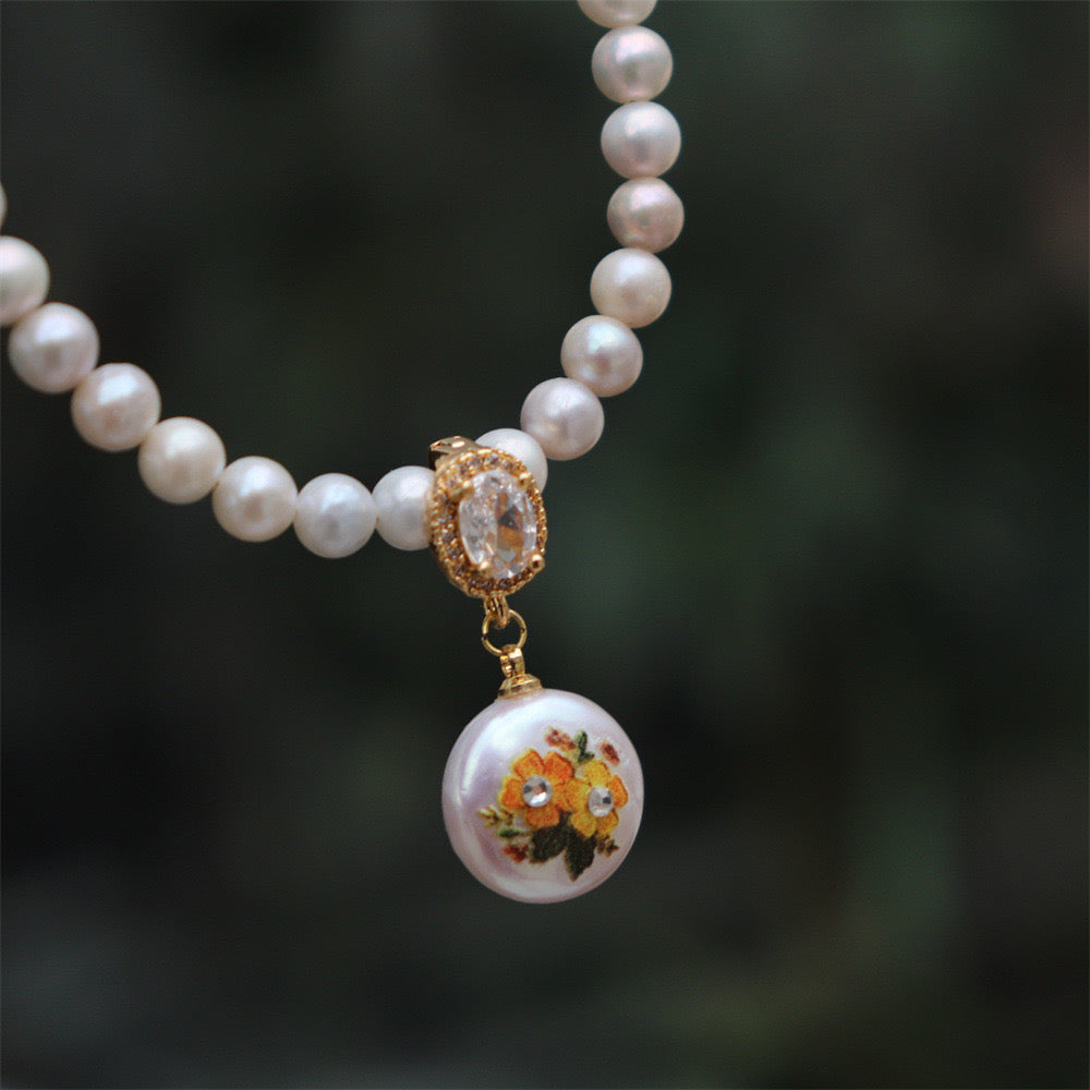 Hand-Painted Bee and Flower Pearl Clip Pendant