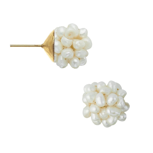 Pearl Cluster Stud Earrings in Elegant Design