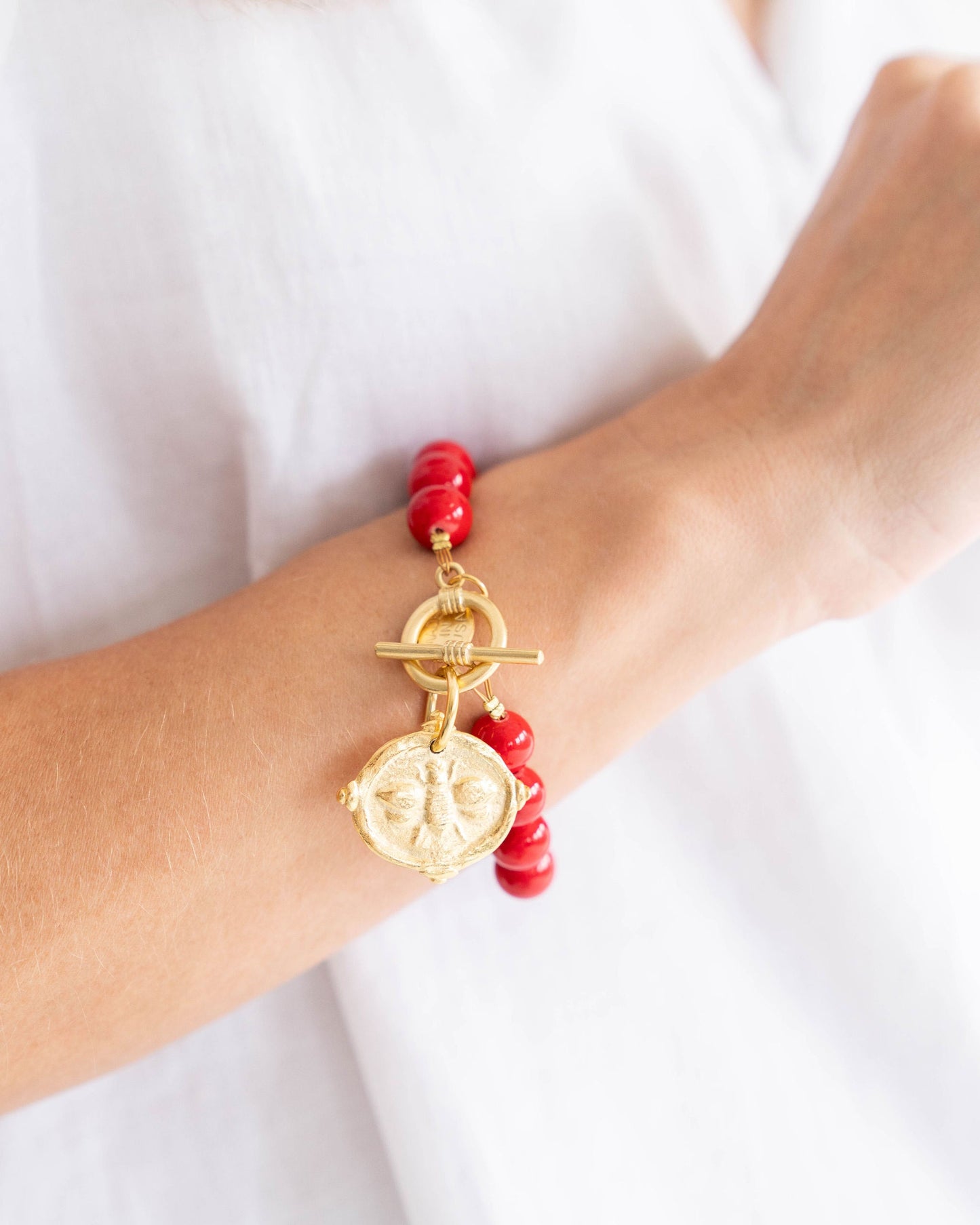 Gold Intaglio Stone Bracelet with Bee Design