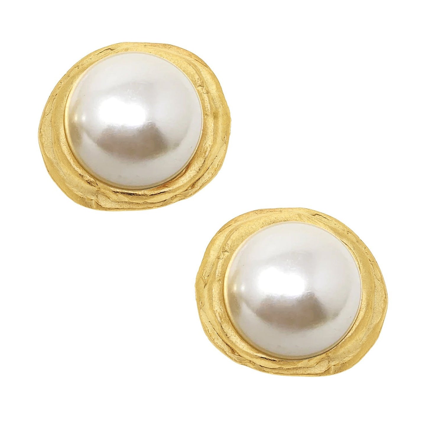 Classic Pearl Stud Earrings for Everyday Wear