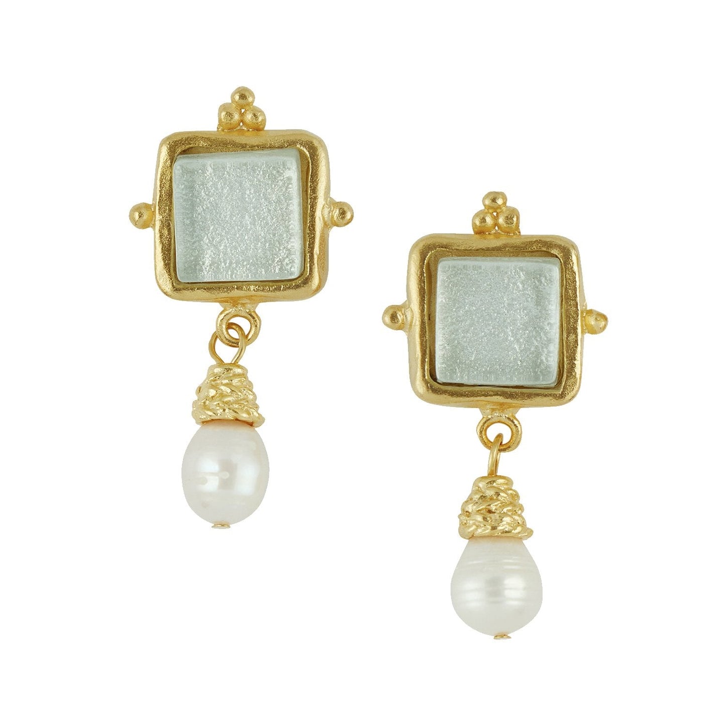 Pearl Drop Earrings in Elegant Design 4