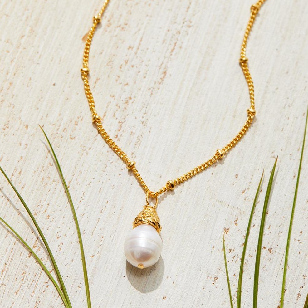 Elegant Dainty Pearl Drop Necklace Design