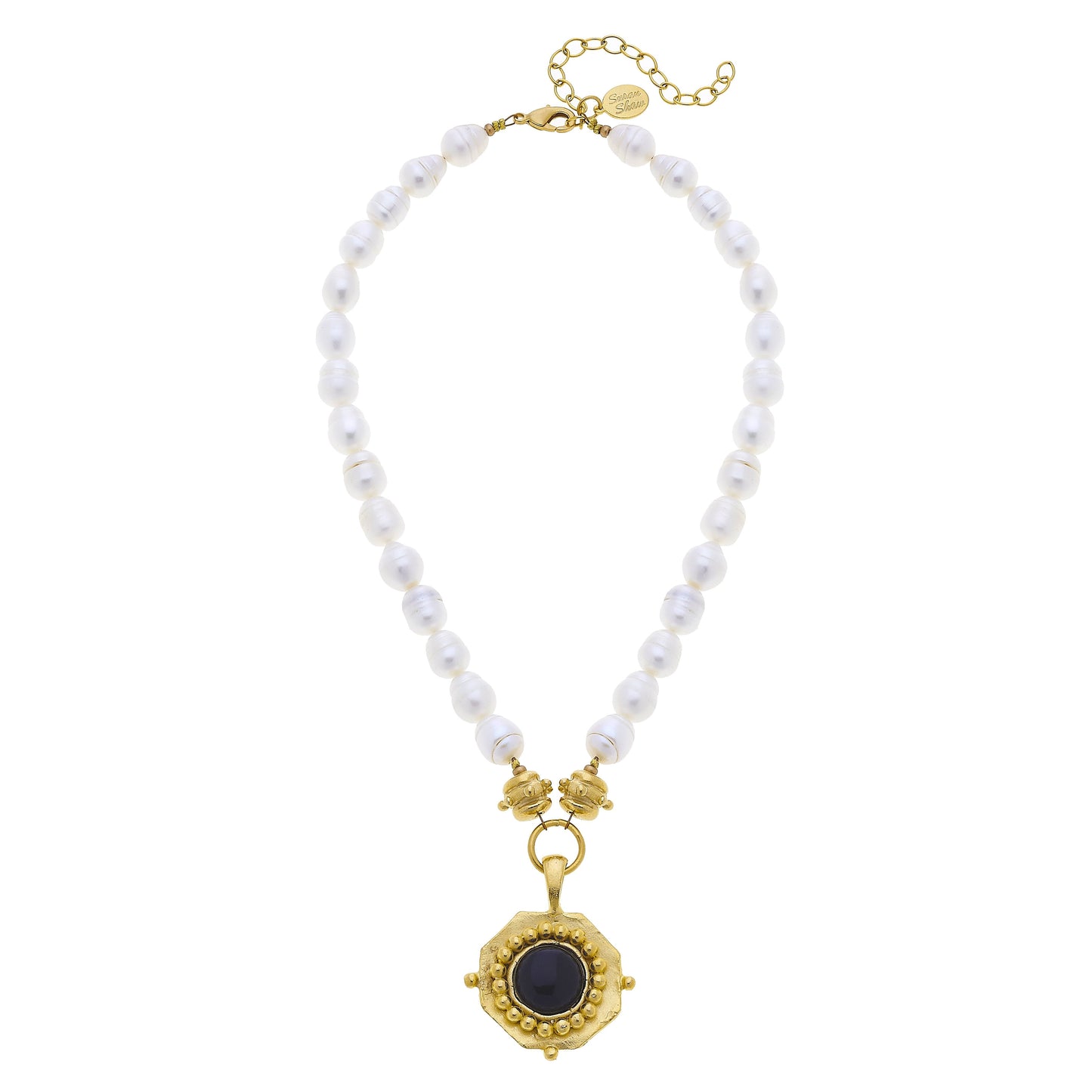 Elegant Pearl Necklace in Classic Style 2