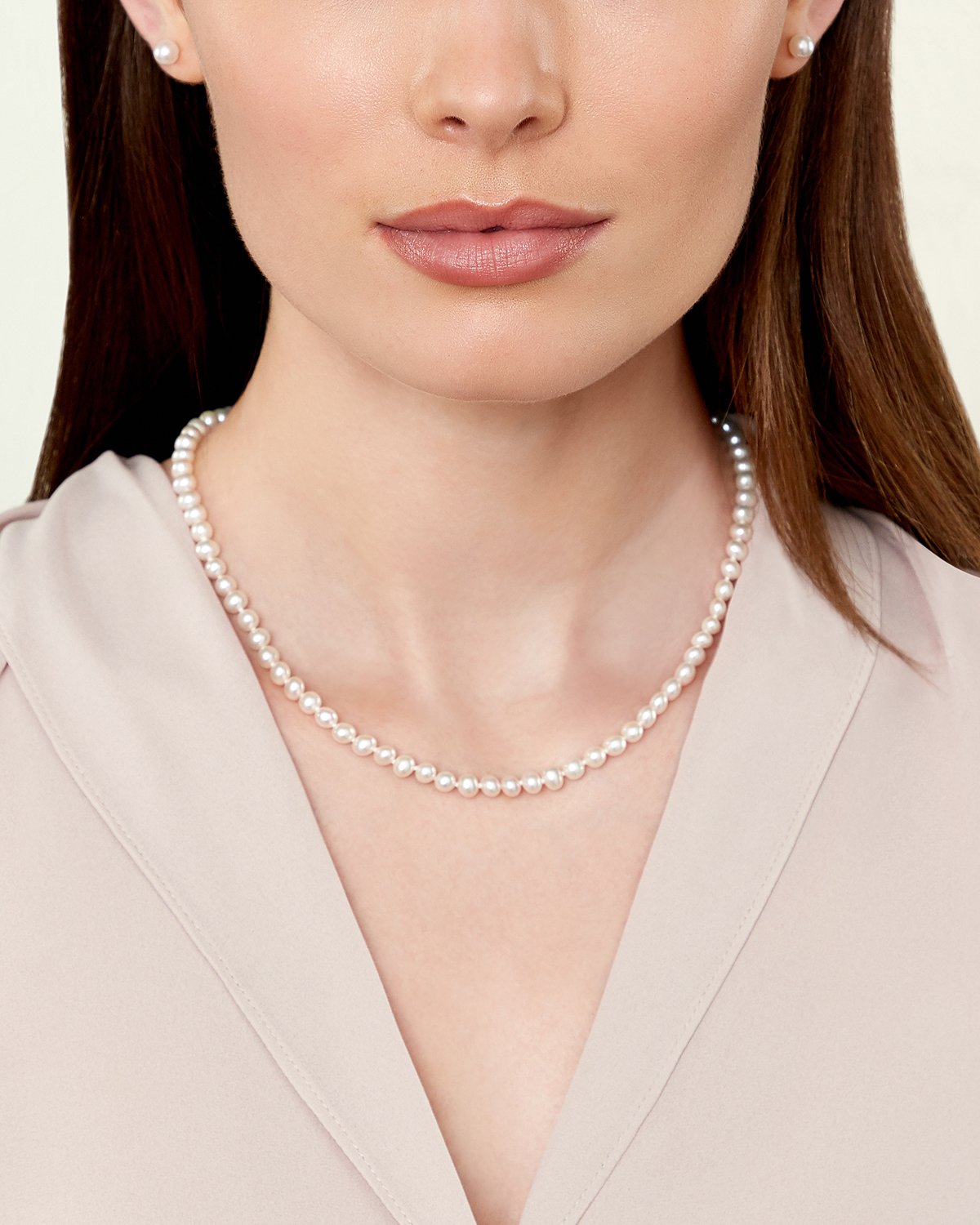 White Akoya Pearl Necklace in AAA Quality 5