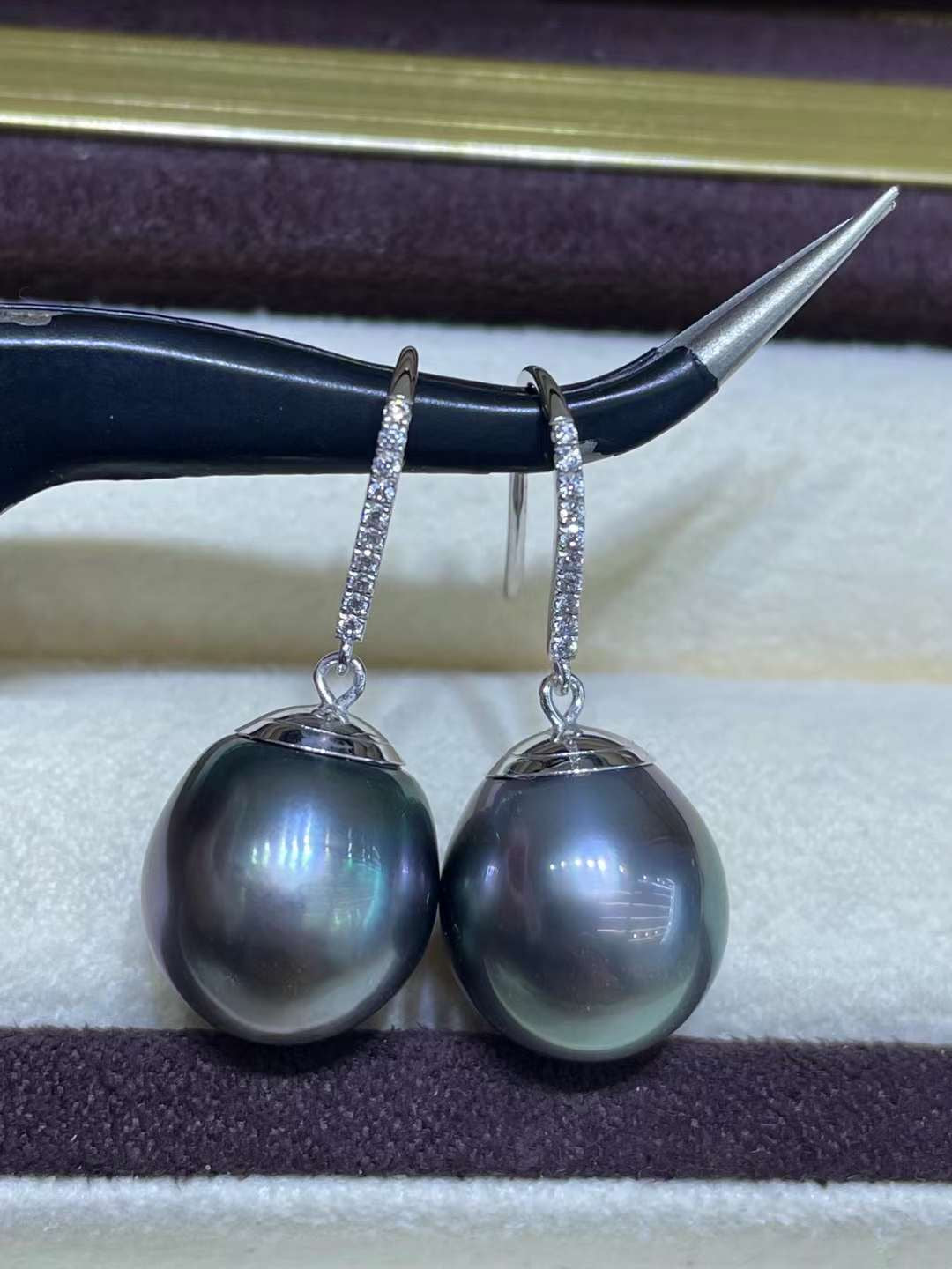 Tahitian Drop Pearl Earrings in 18K White Gold