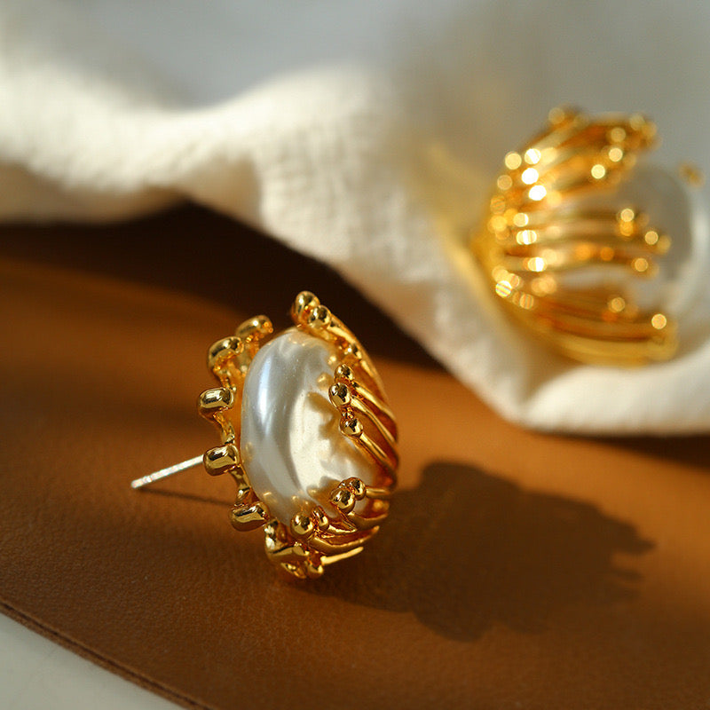 Elegant Baroque Flower Design Pearl Earrings