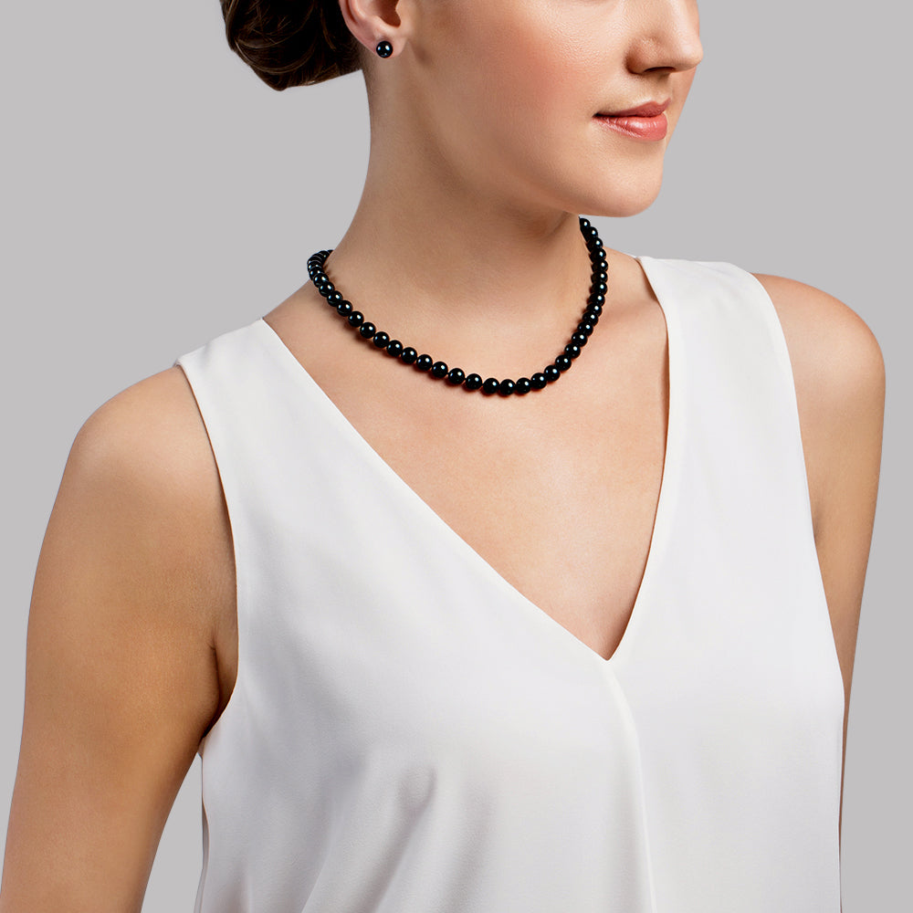 Elegant Black Japanese Akoya Pearl Necklace 7.5 to 8.0mm