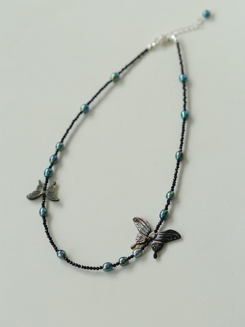 Butterfly Pearl and Shell Necklace in Black and White