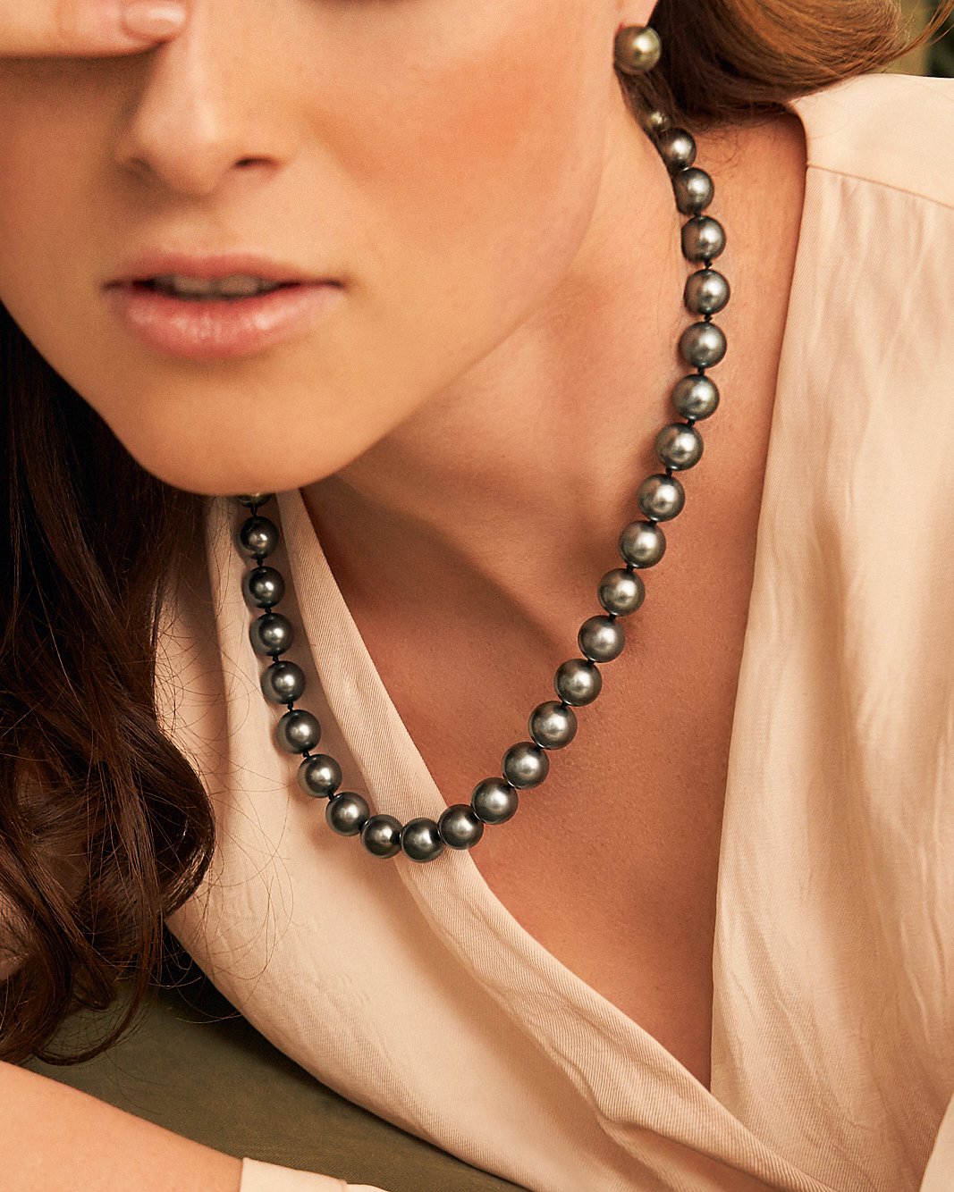 Tahitian True Round Pearl Silver Necklace 9.0-11.0mm