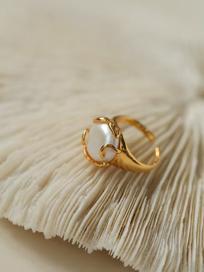 Flower Bud Baroque Pearl Ring