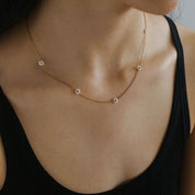 Dainty Flower Pearl Necklace