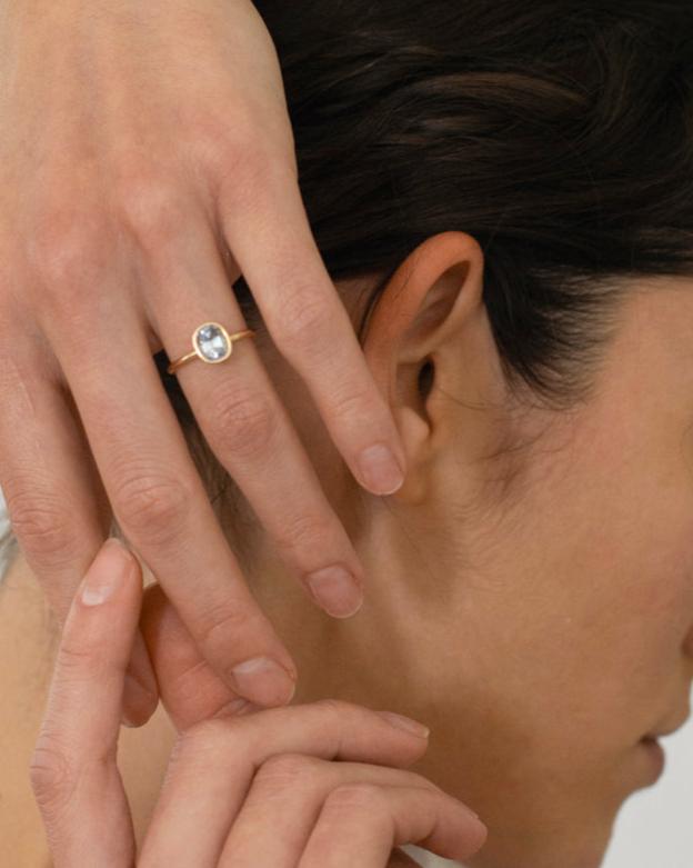 Pale Oval Sapphire 14K Gold Floating Ring