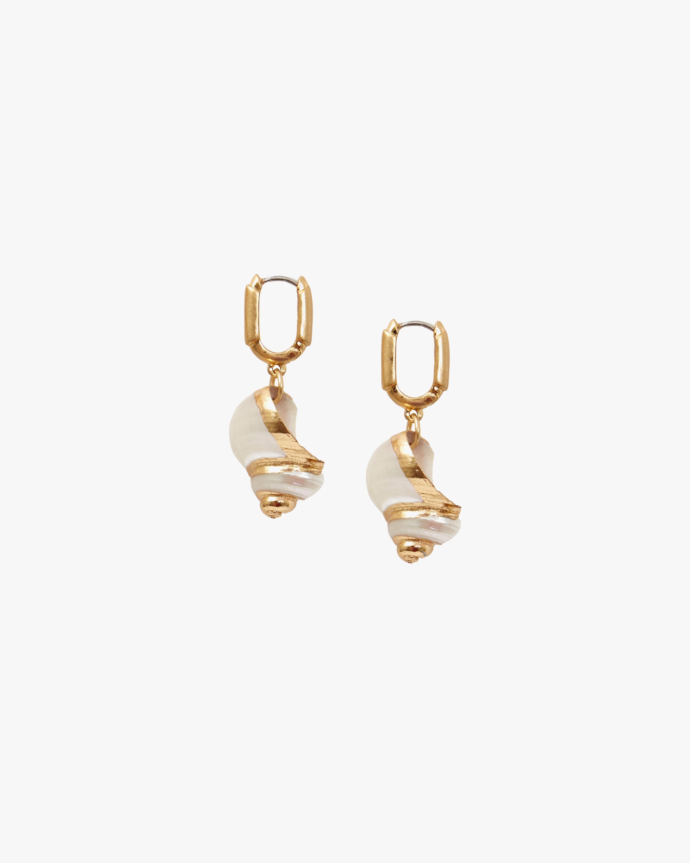 Shell Le Link Huggie Earrings