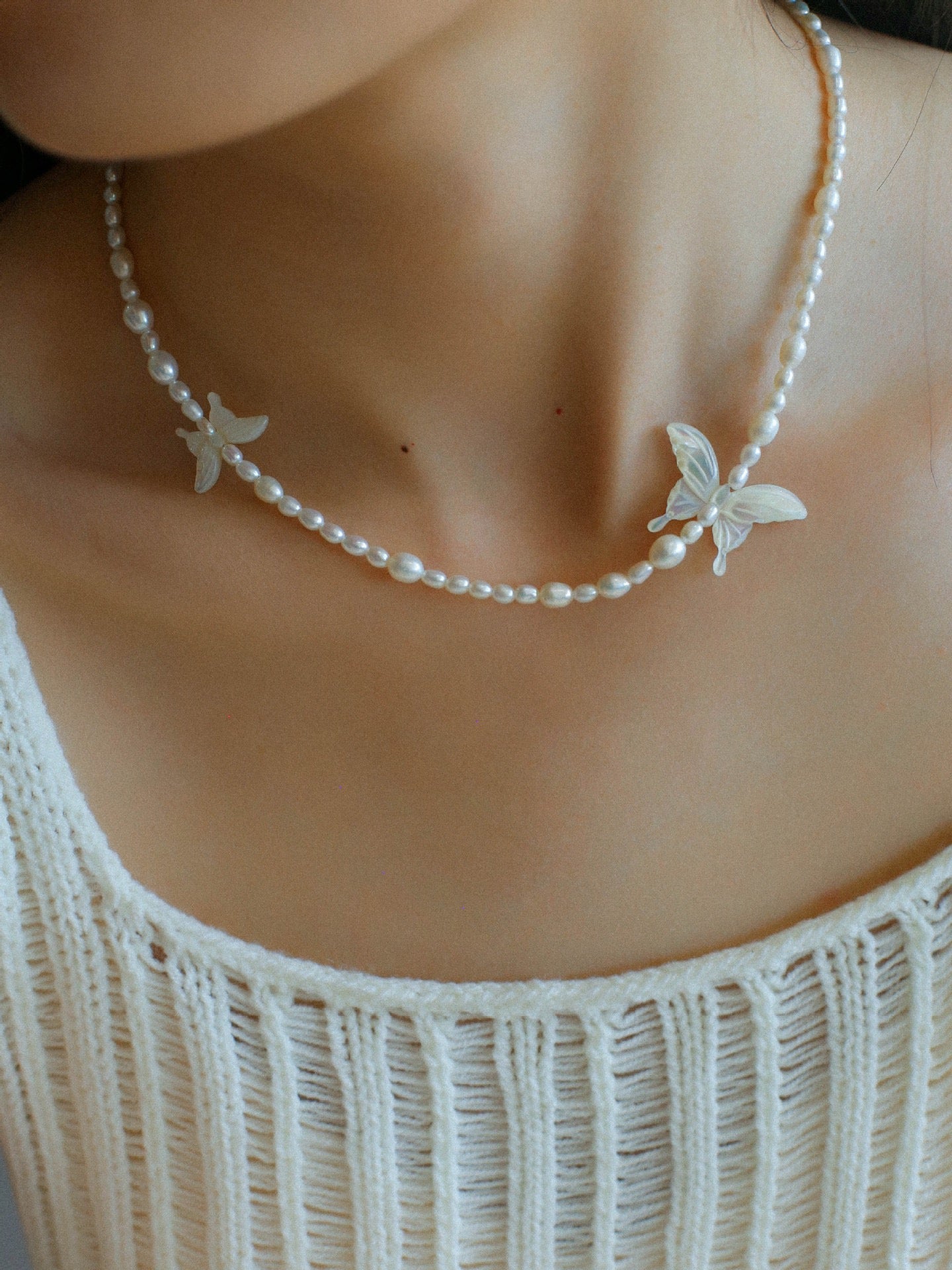 Butterfly Pearl and Shell Necklace in Black and White