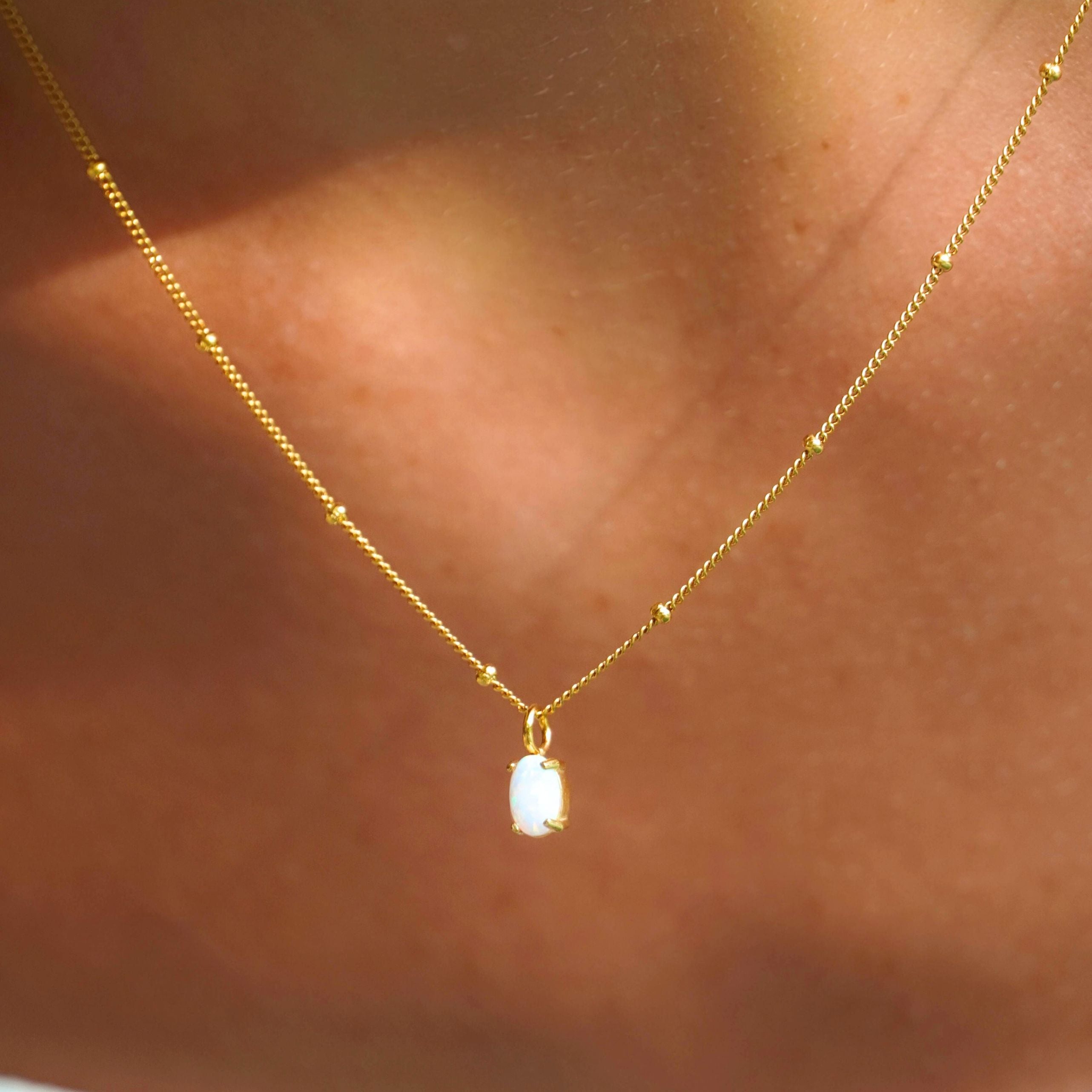 Gold_Opal_Necklace.jpg