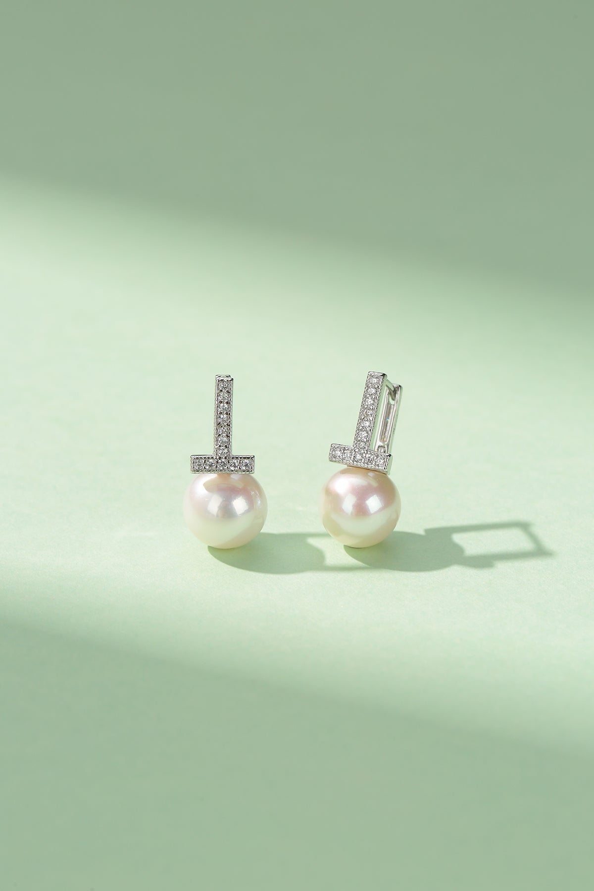 Zirconia Pearl and Saskia Earrings Set