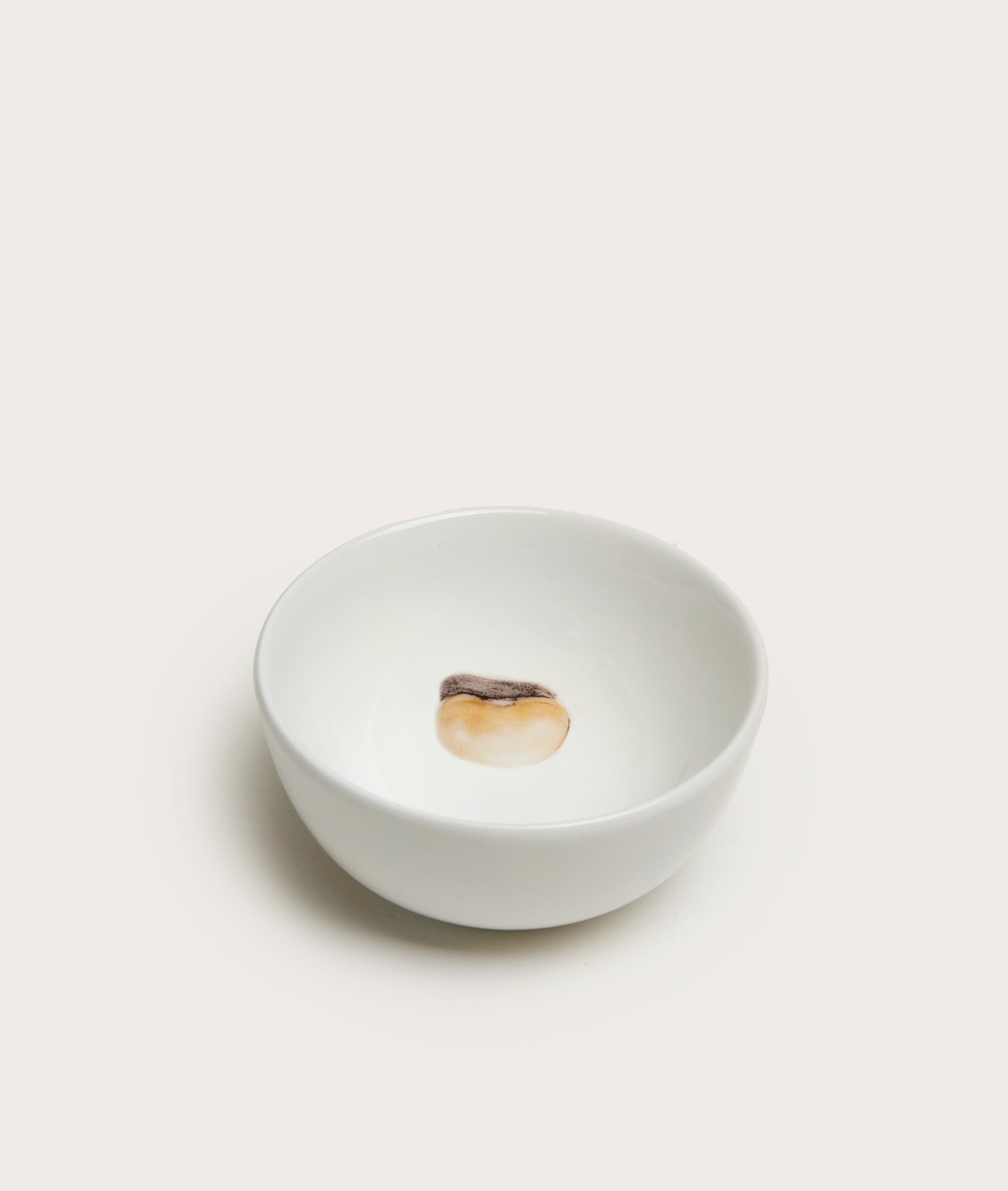 Tiny Bowl, Bean Trompe L'oeil