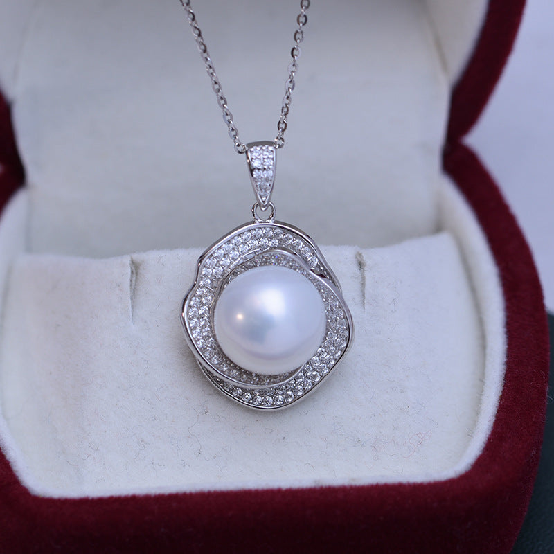 Freshwater Pearl Floral Pendant in 11-12mm Size