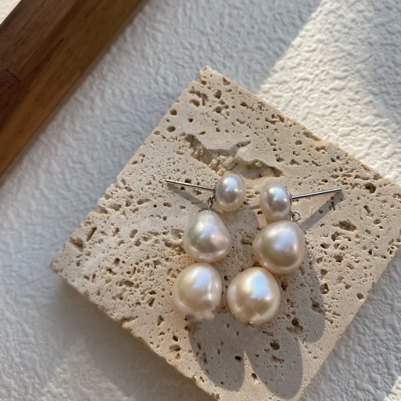 Teardrop Barqoue Pearl Drop Earrings