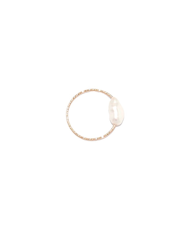 Elegant Pearl Ring in Unique Design