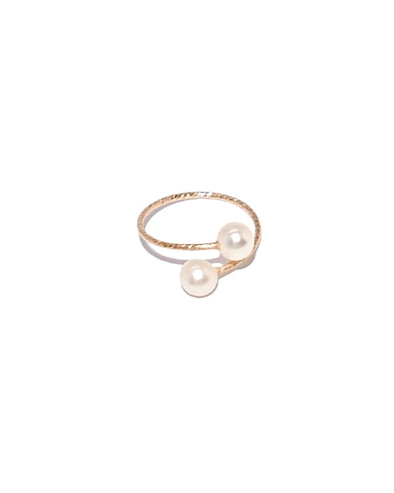 Elegant Pearl Ring in Halo Design 1