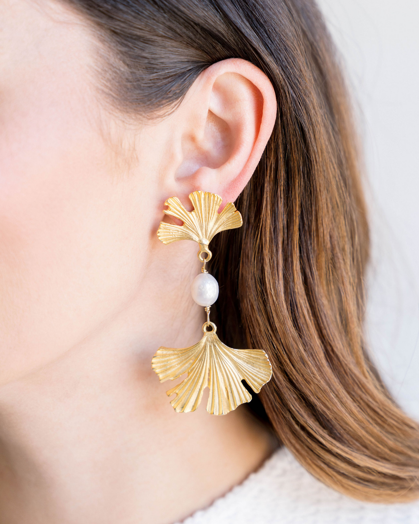 Ginkgo Leaf Design Pearl Earrings