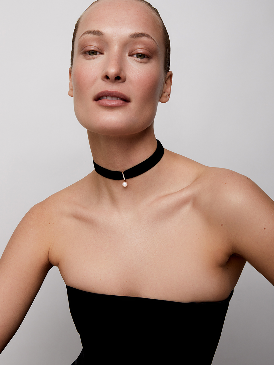 14kt Black Velvet Pearl choker