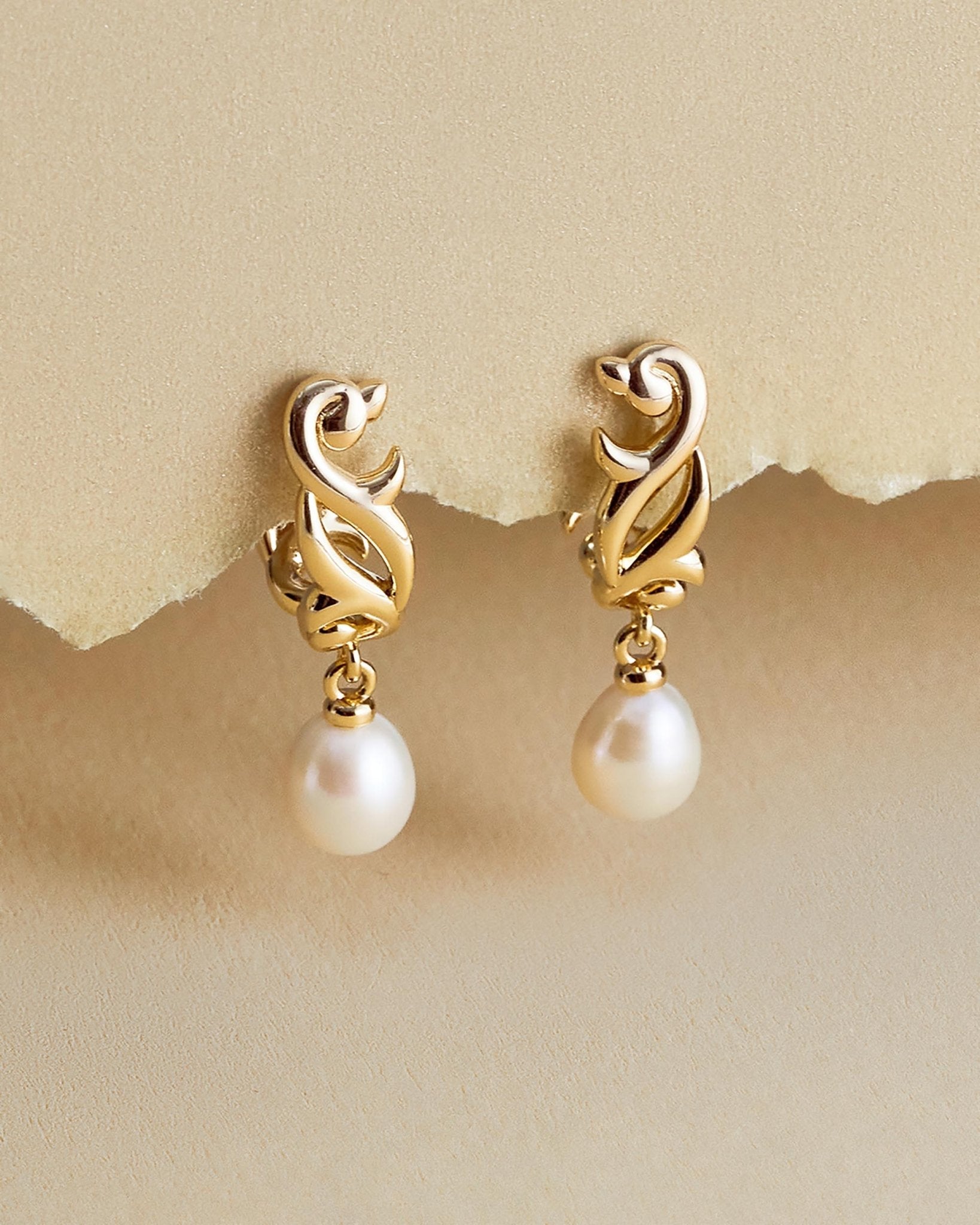 Arabesque Hoop Earring