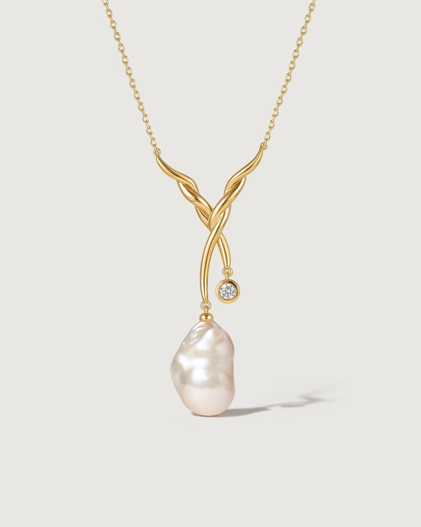 ballet-pearl-necklace-964473_6197d1c9-788f-4d67-b4f1-66b7f0f39761.jpg