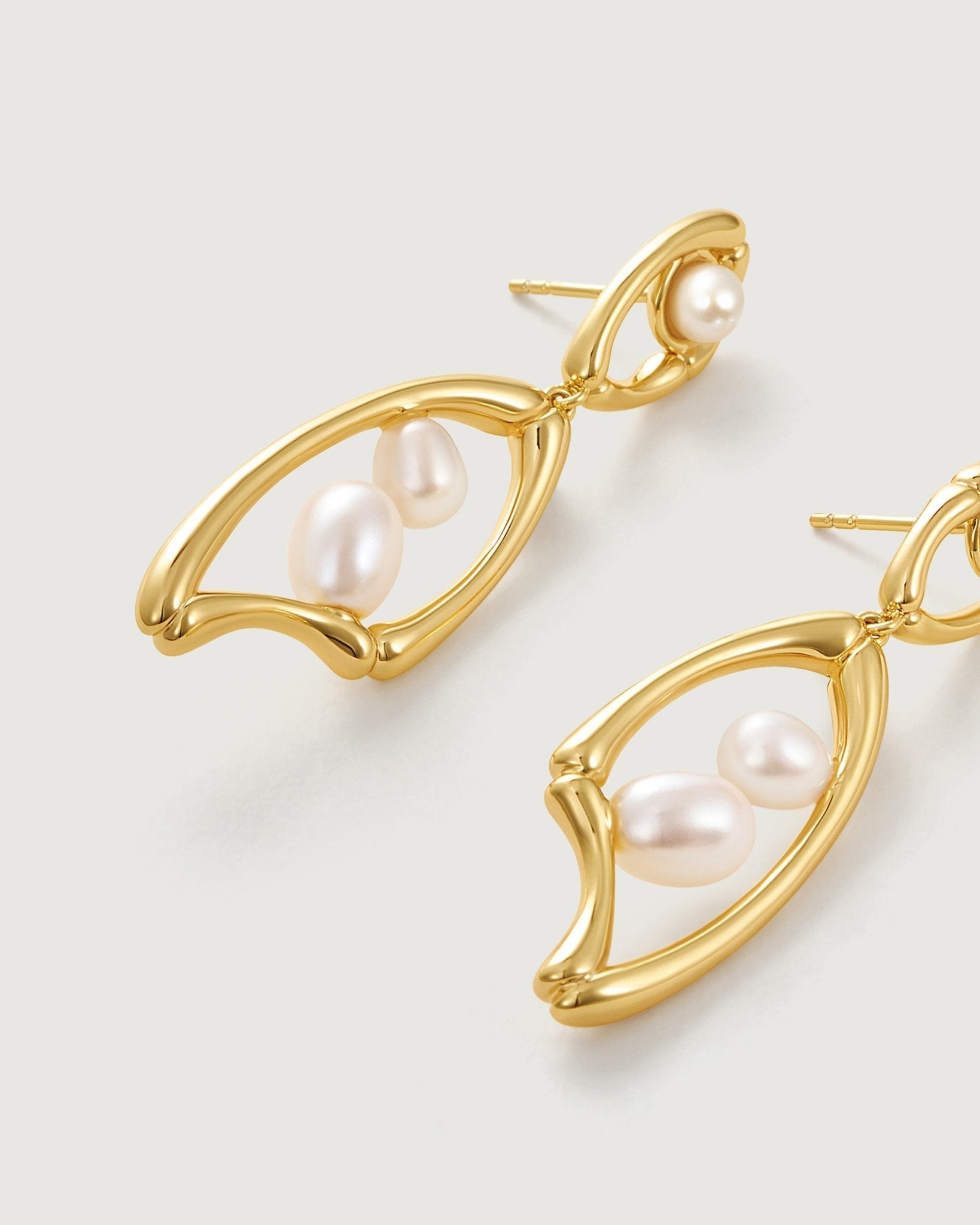 bamboo-stud-pearl-earring-716743_6ab72901-6c4d-493a-99fe-e9369f75fbf1.jpg