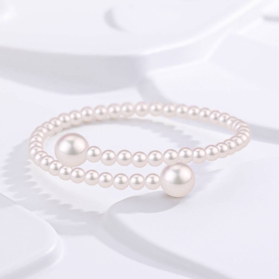 White Freshwater Pearl Bracelet with Timeless Design