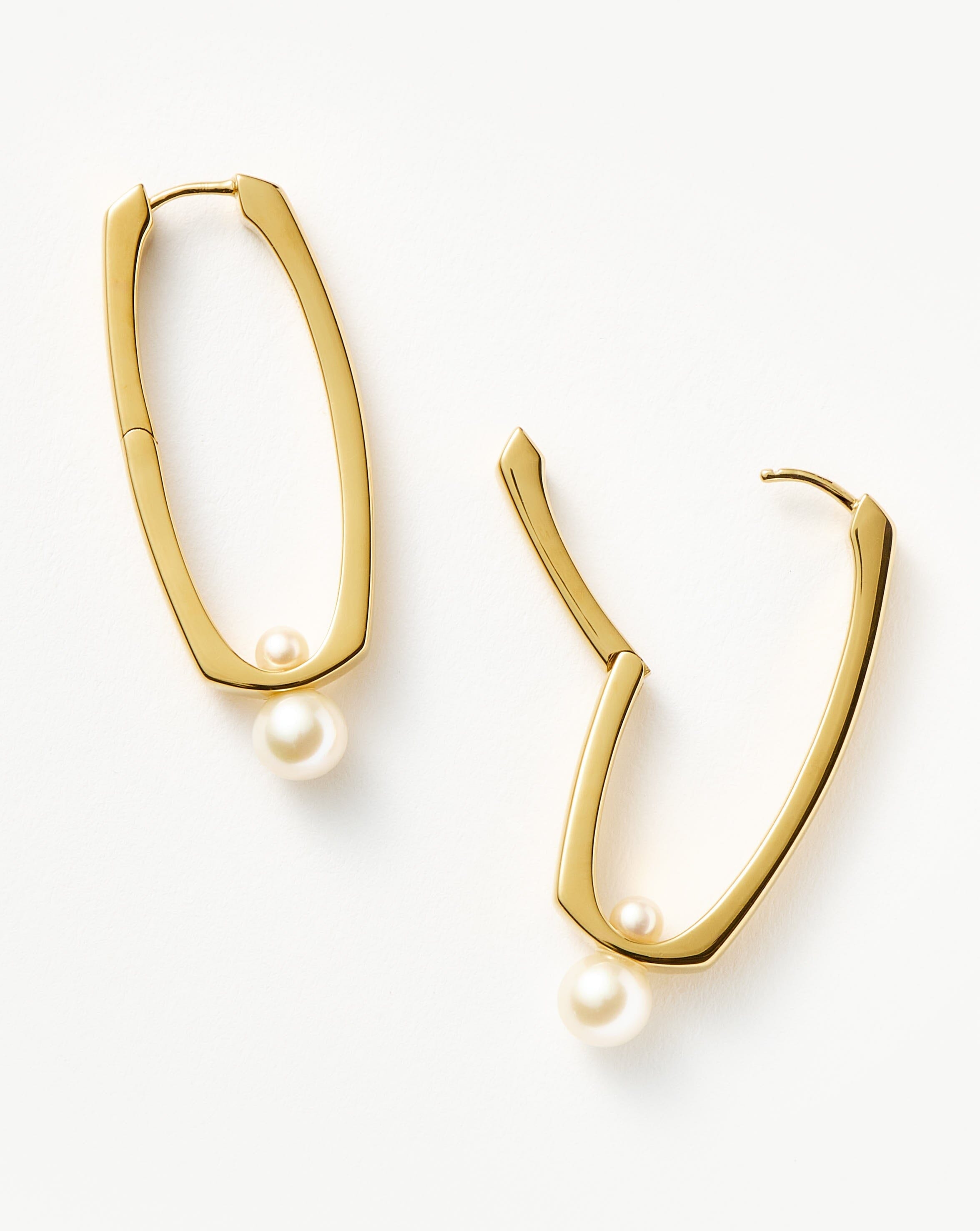 Button Pearl Ovate Hoop Earrings | 18k Gold Plated/Pearl