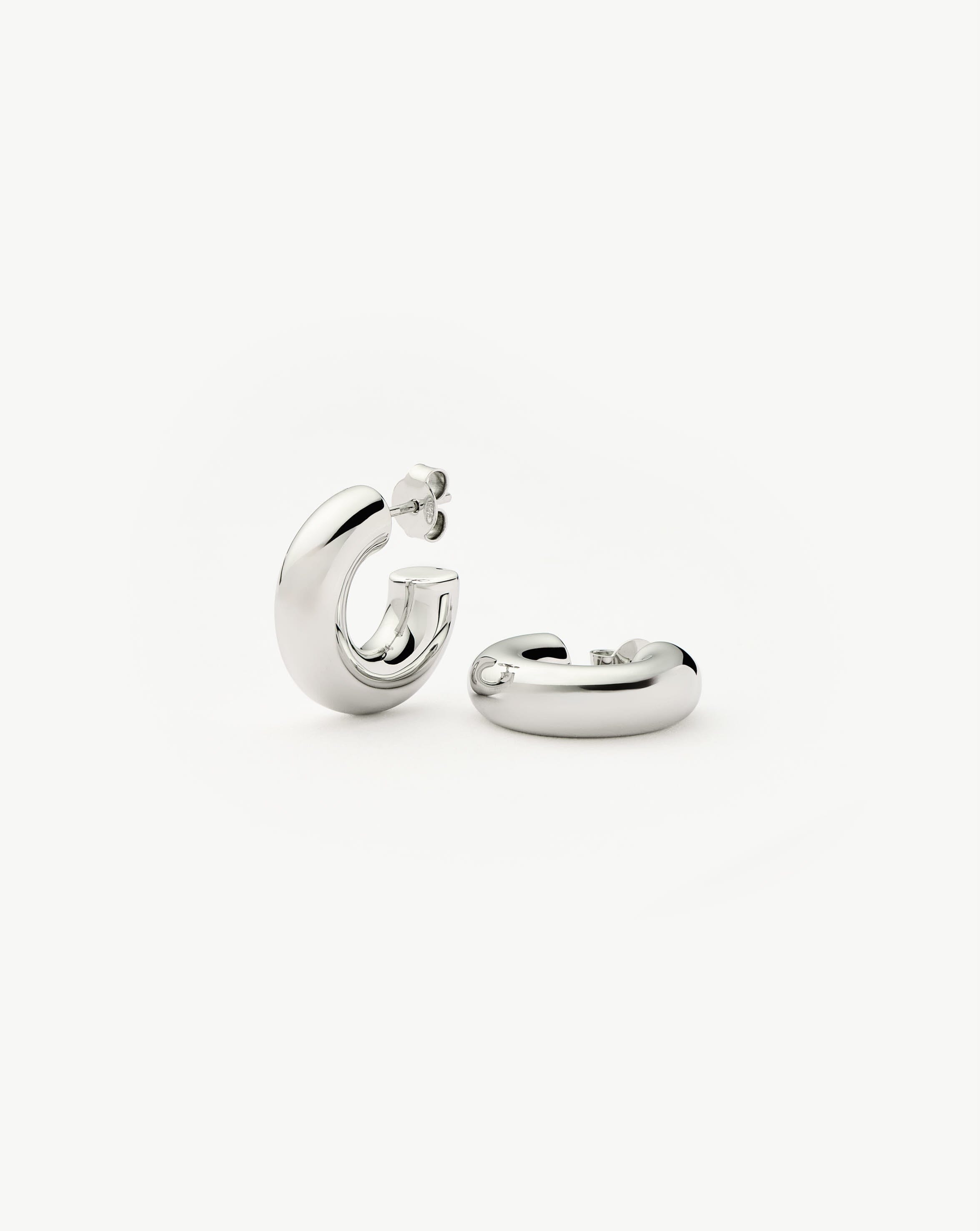 chubby-small-hoop-earrings-sterling-silver-earrings-missoma-578215_b51c5a1f-a2ec-4e03-bcba-e112e3f08d3a.jpg