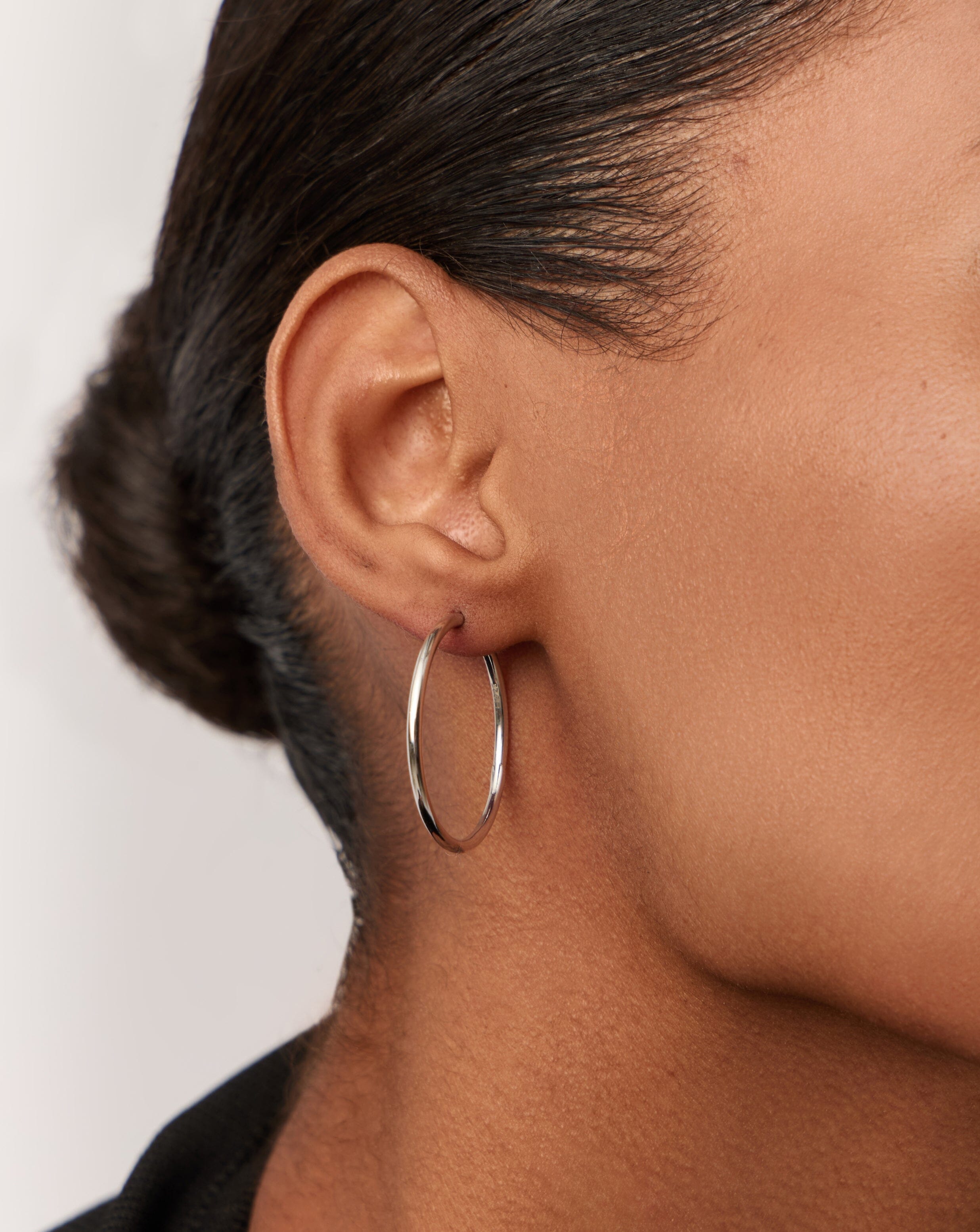 Classic Medium Hoop Earrings | Rhodium Plated on Recycled Sterling Silver