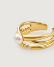 Connection Pearl Ring