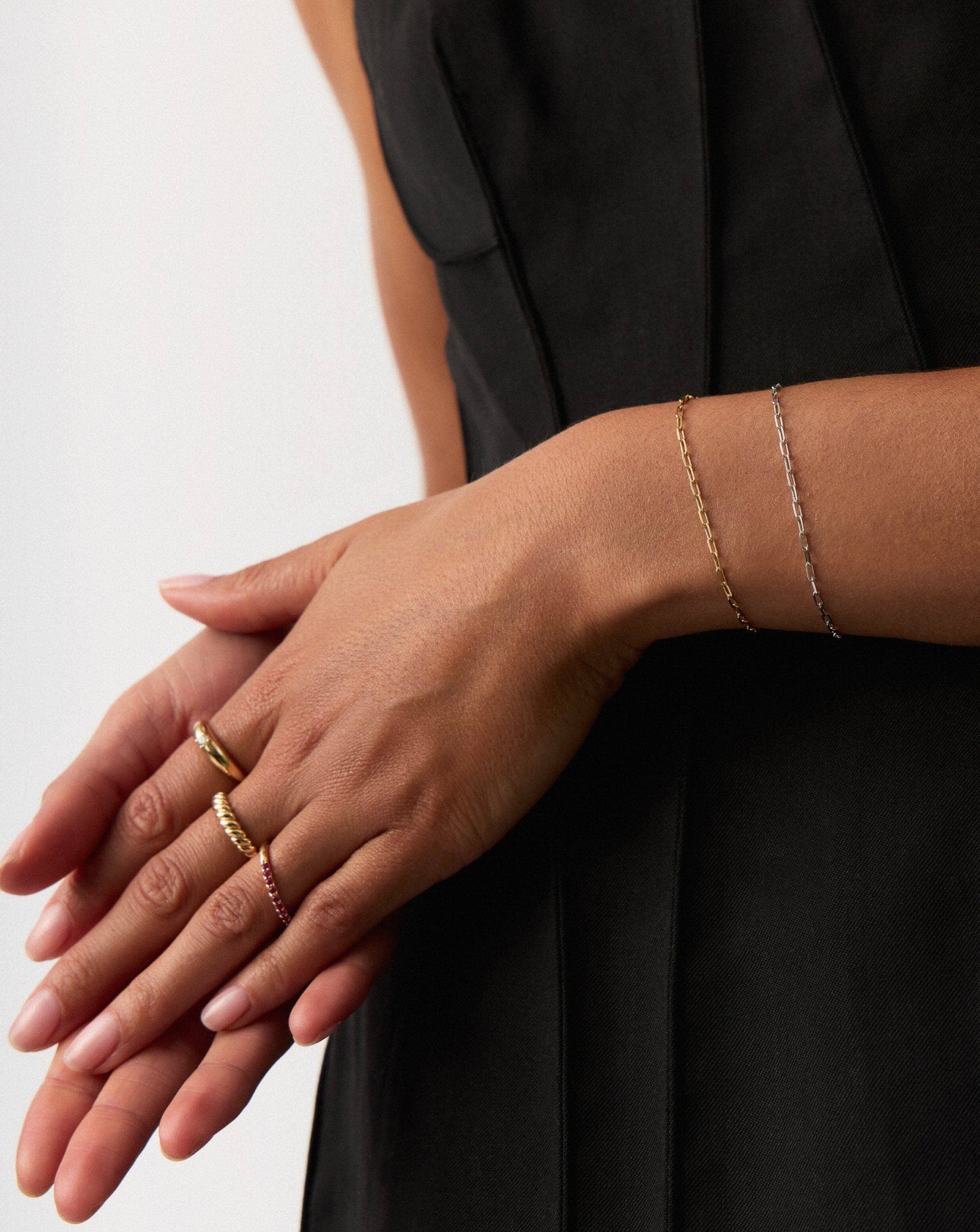 Fine Classic Paperclip Chain Bracelet | 14k Solid Gold