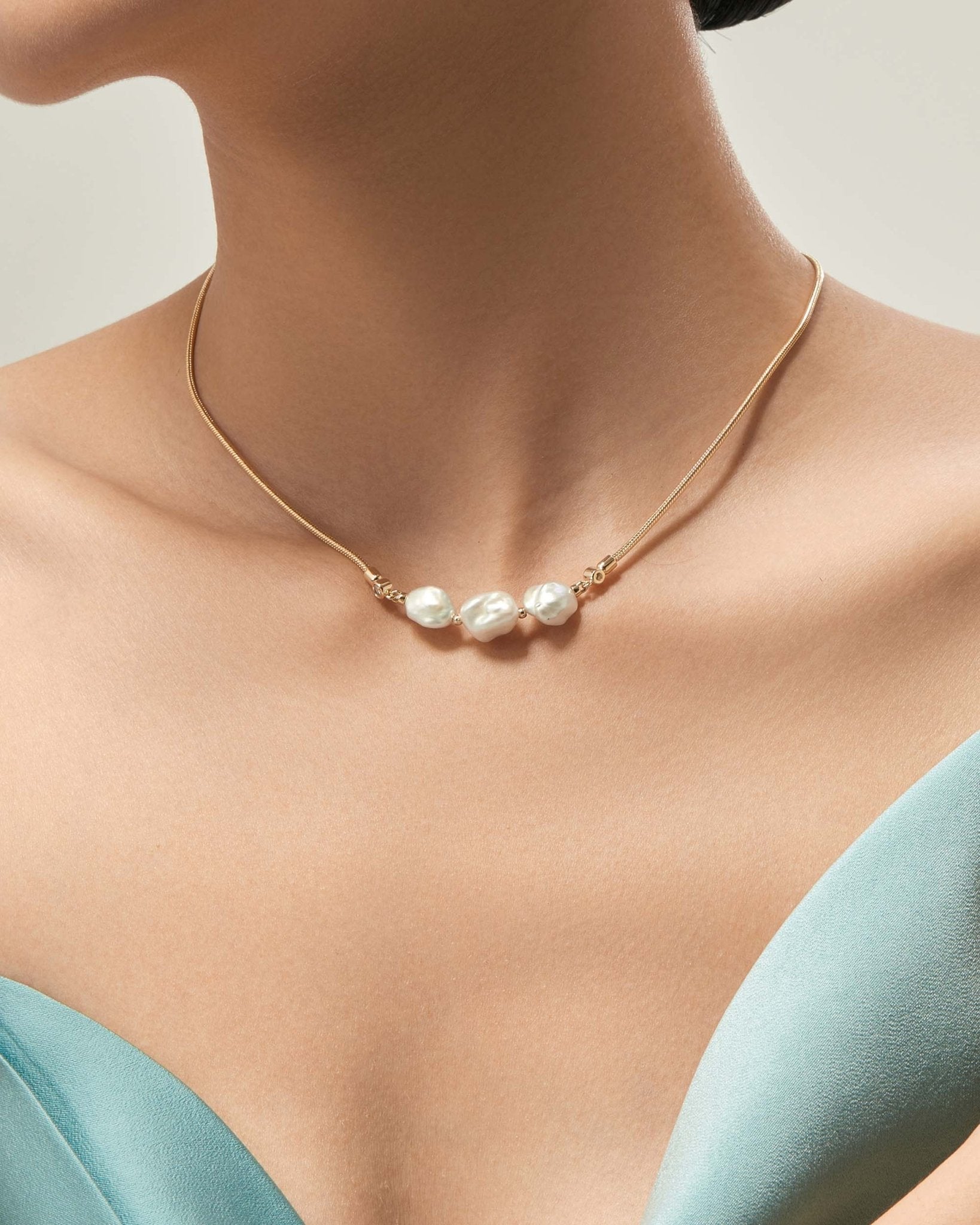 floriography-jasmine-pearl-necklace-839283_4336c7f2-361e-4652-b9a3-cc746f5399c7.jpg