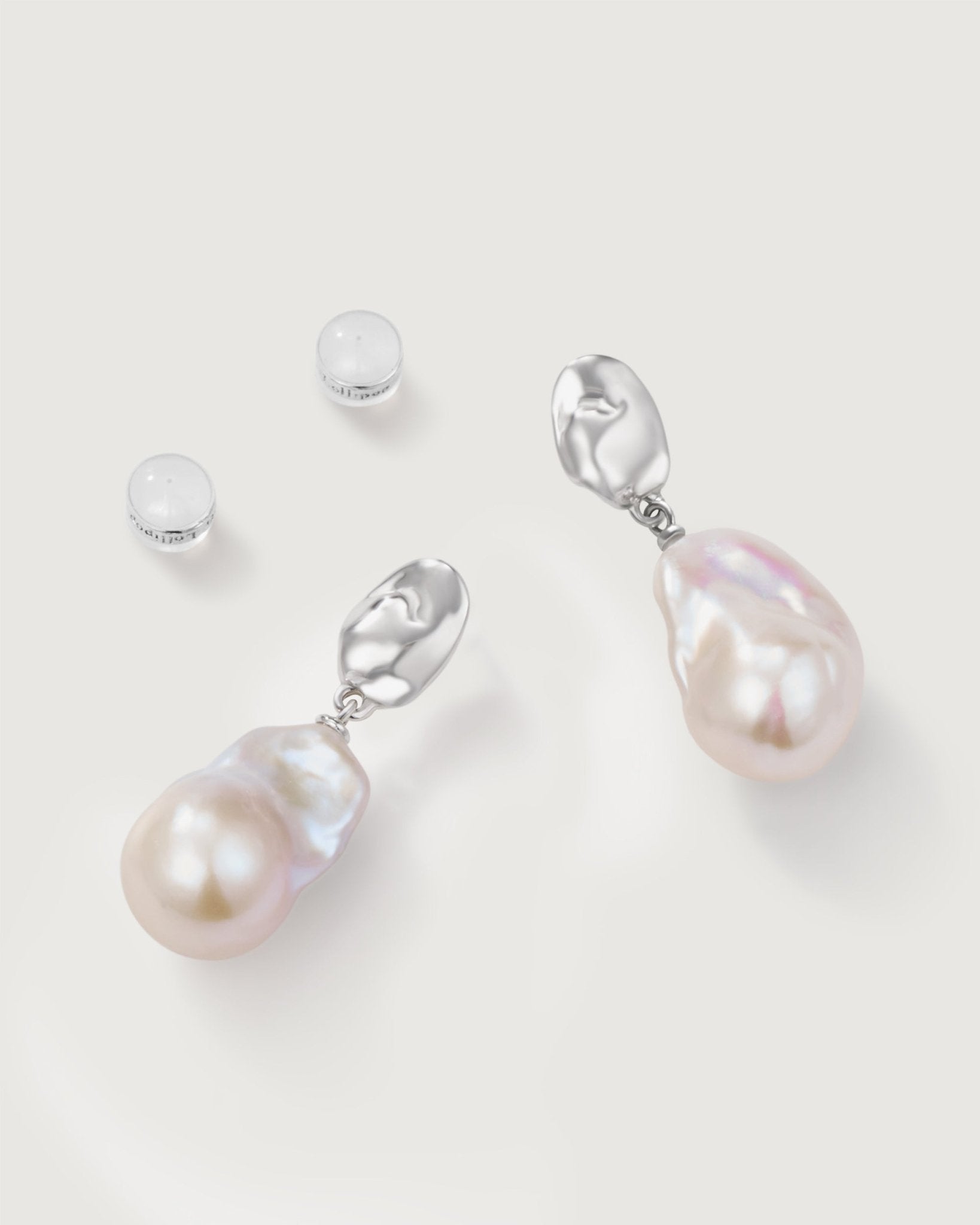 glimmering-waves-baroque-pearl-earring-239251_df798c46-c2ae-4328-b52a-bdb49f6d04cf.jpg