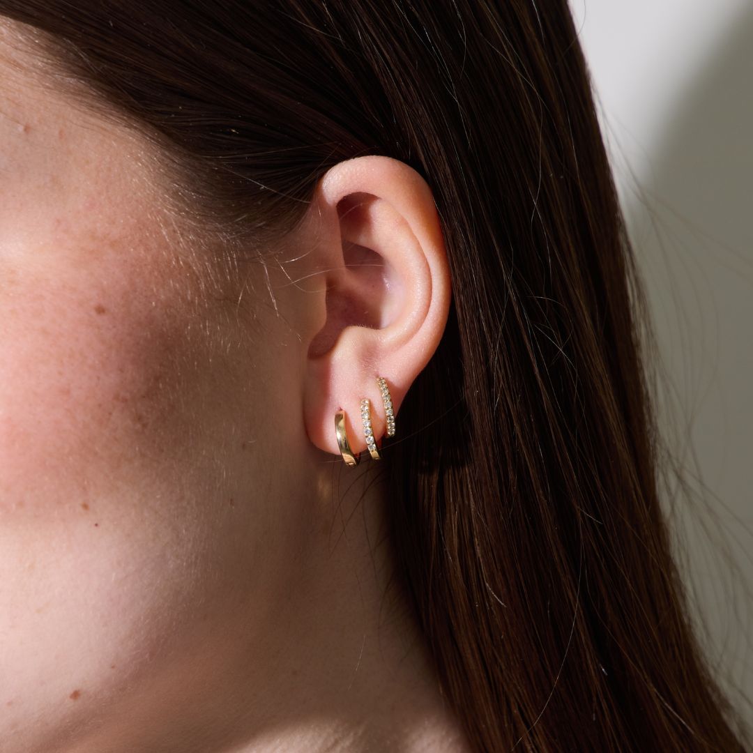 Essential Gold Huggie Earrings for Everyday Wear