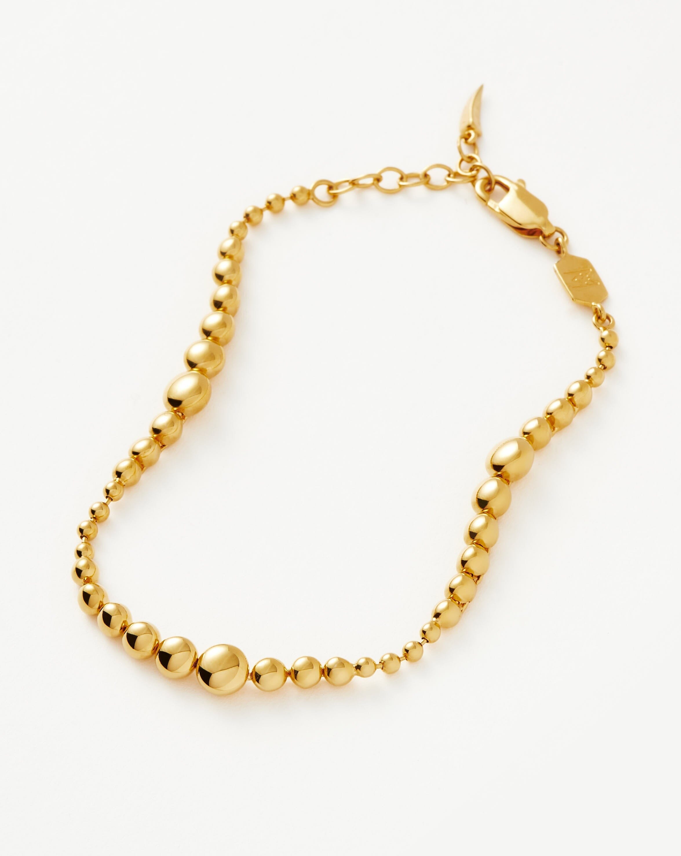 graduated-beaded-bracelet-18k-gold-vermeil-bracelets-missoma-827741_810e4294-e8ee-473e-ab5b-6861415ae595.jpg