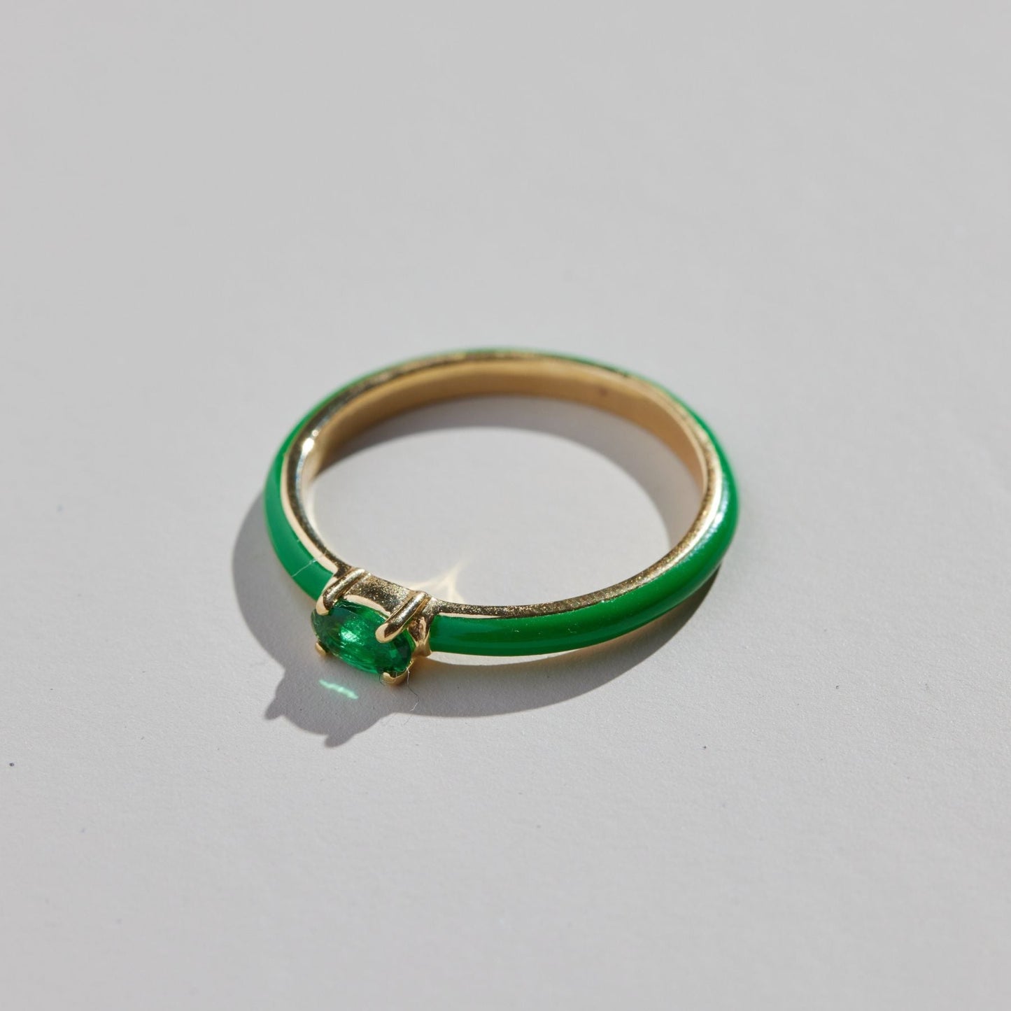 Green Enamel Ring in Stylish Design