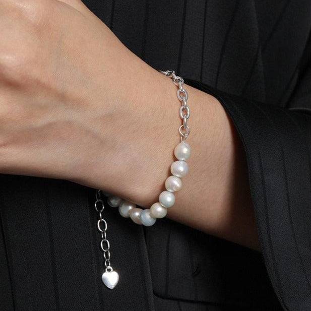 Pearl Beaded Bracelet with Chain Design