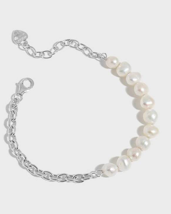 Pearl Beaded Bracelet with Chain Design