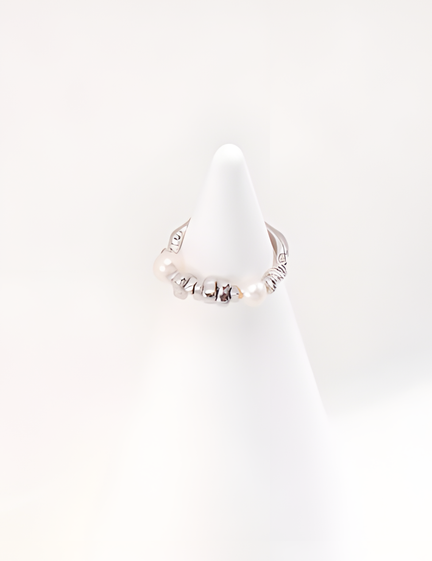 Silver Pearl Ring 1