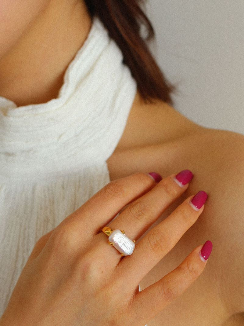 Rectangle Baroque Pearl Stacking Rings Set