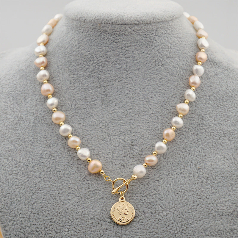 Coin Pendant Pearl Necklace for Elegant Style