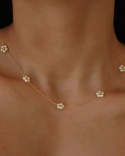 Dainty Flower Pearl Necklace