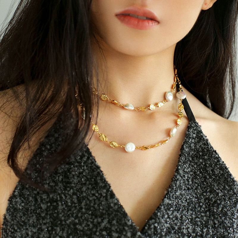 Irregular Gold Coin and Pearl Drop Necklace