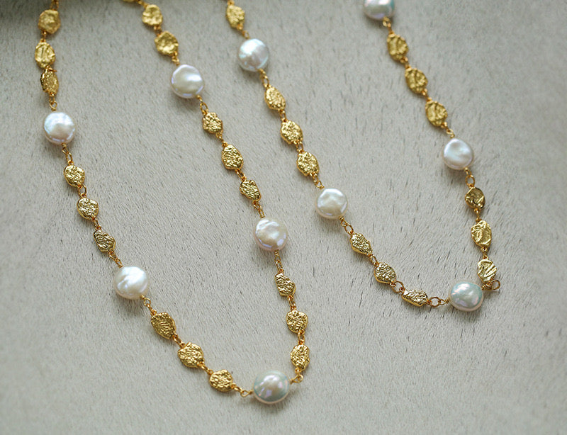 Irregular Gold Coin and Pearl Drop Necklace