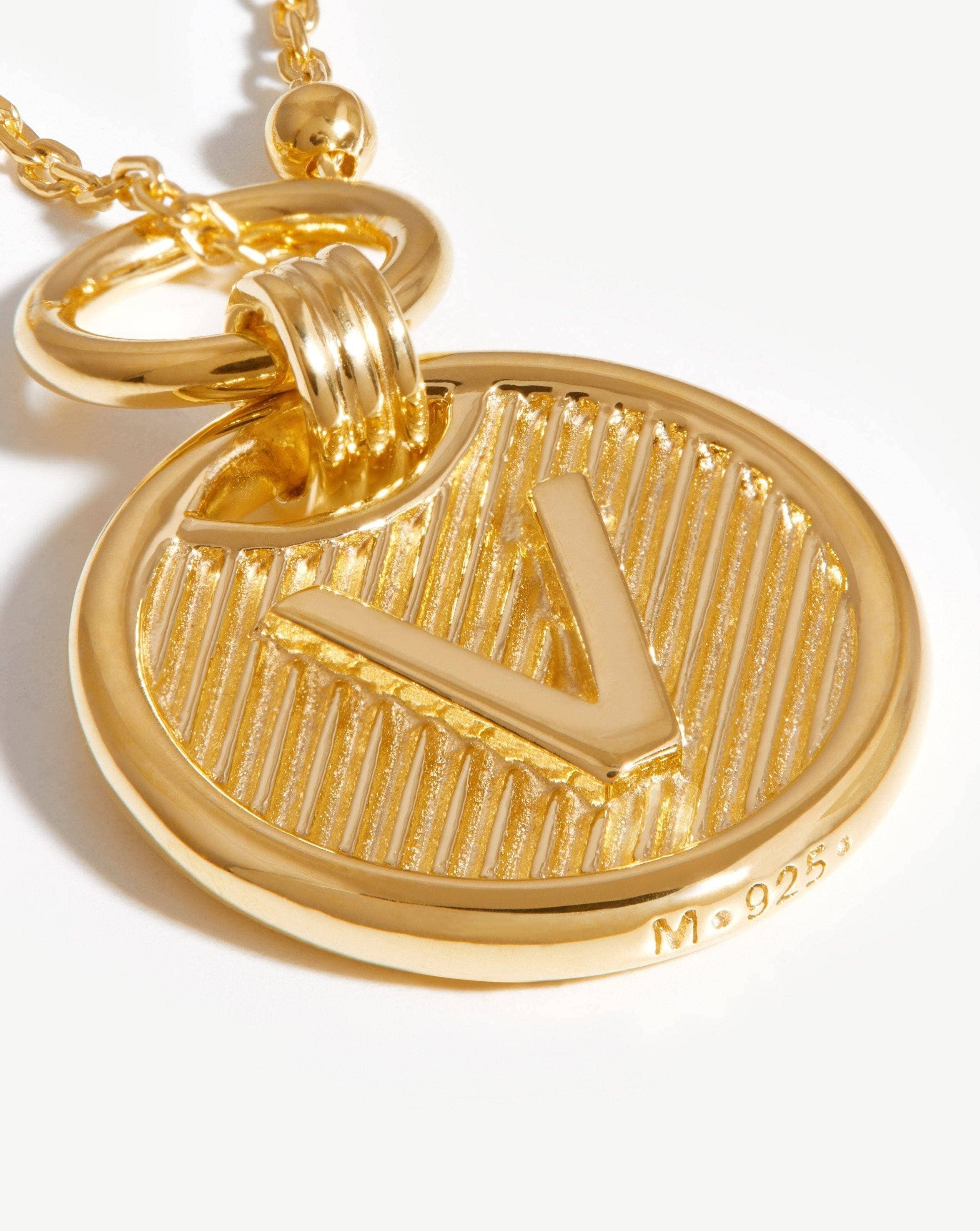 Initial Pendant Necklace - Initial V | 18k Gold Vermeil